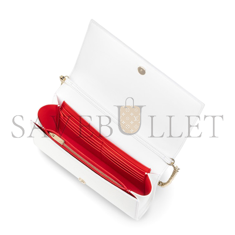 CHRISTIAN LOUBOUTIN PALOMA CLUTCH GRAINED CALF LEATHER AND SPIKES 1175018W240 (23*14.5*5cm) CHRISTIAN LOUBOUTIN PALOMA CLUTCH GRAINED CALF LEATHER AND SPIKES 1175018W240 (23*14.5*5cm)